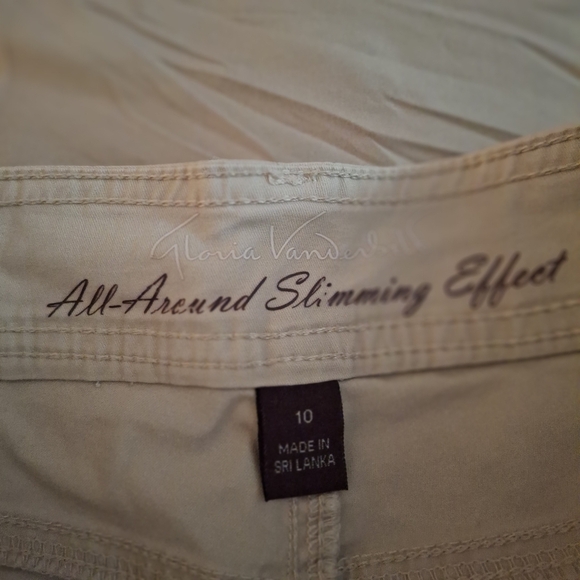 Gloria Vanderbilt Women's Casual Cream Cropped Cargo Pants - Picture 7 of 11